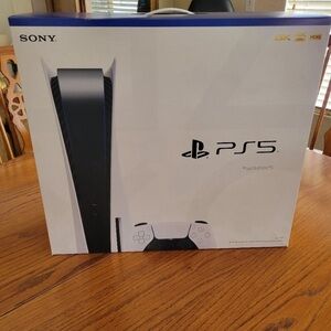 Ps5 slightly used comes with custom controller